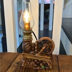 Vintage Spinning Wheel Small Table Lamp